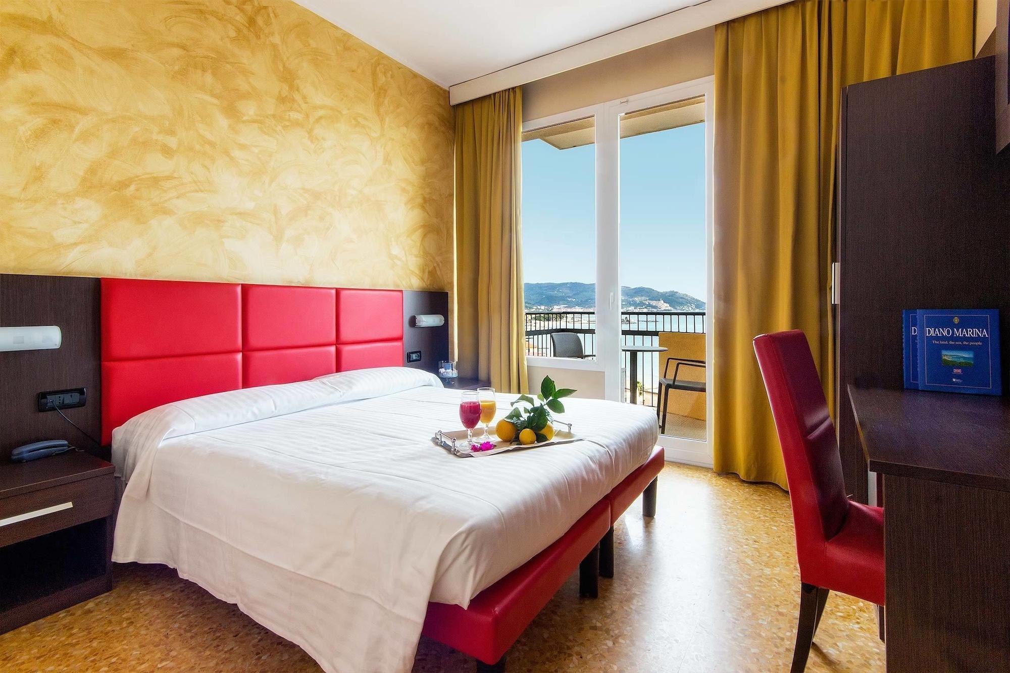 Piccolo Hotel دْيانو مارينا المظهر الخارجي الصورة