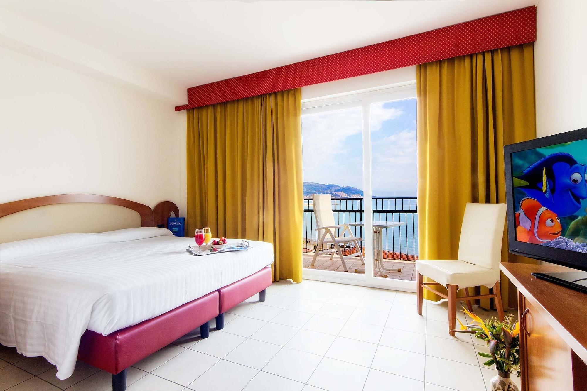 Piccolo Hotel دْيانو مارينا المظهر الخارجي الصورة