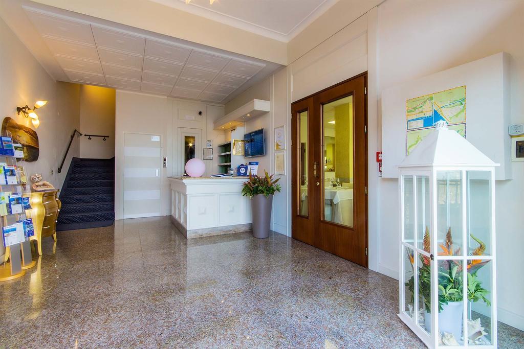 Piccolo Hotel دْيانو مارينا المظهر الخارجي الصورة